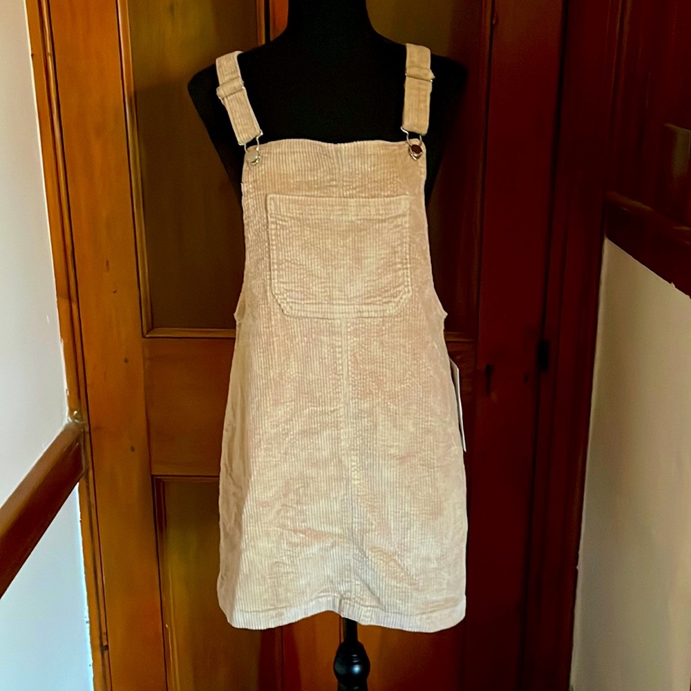 NWT TinselTown Skirtall